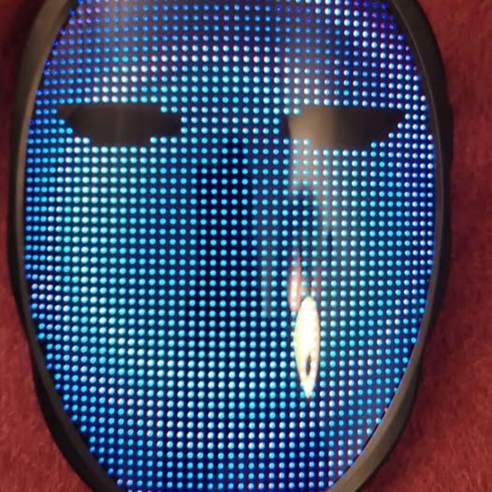 LED Face Mask - Picture 5 of 7